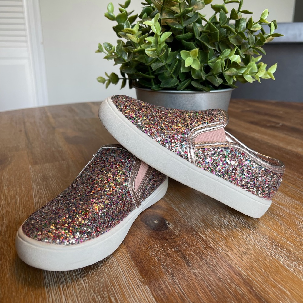 Carter’s Girls Glitter Slip-ons. Size Toddler 8.